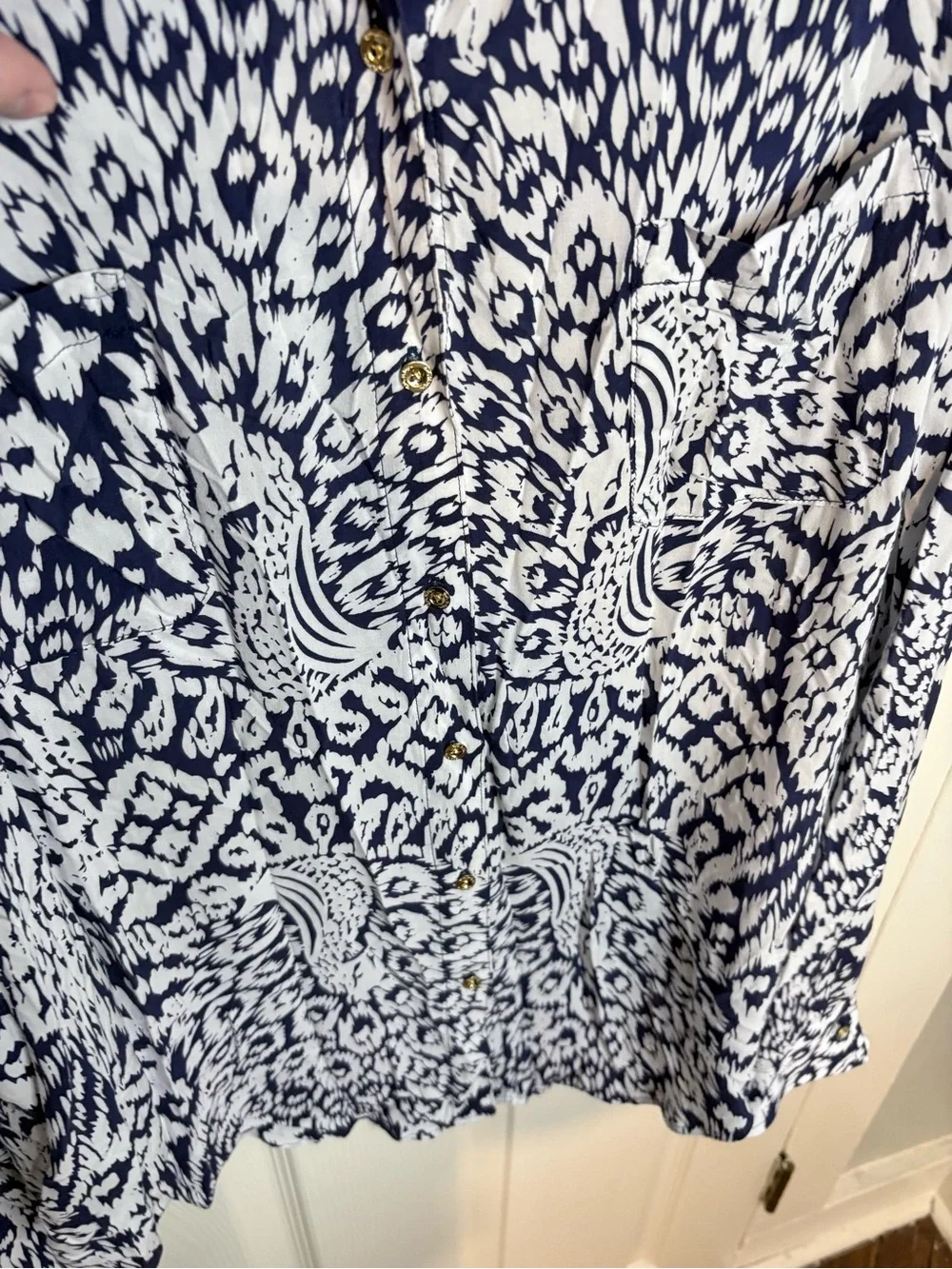 Lilly Pulitzer Sea View Button Down Shirt Pineapple Party Print Blue White XL - Picture 6 of 10